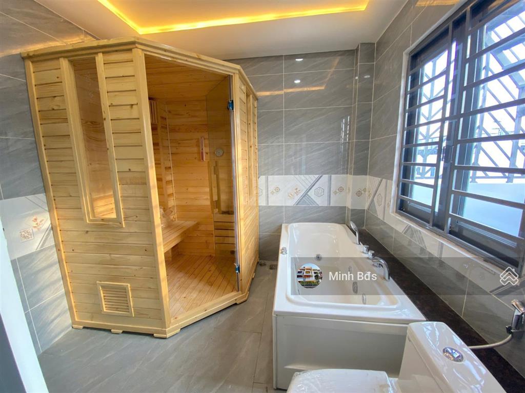 Nhà mặt tiền đường nhựa 10m hương lộ 2 đúc 5 tấm, có thang máy 4x16m full nội thất giáp q. tân phú