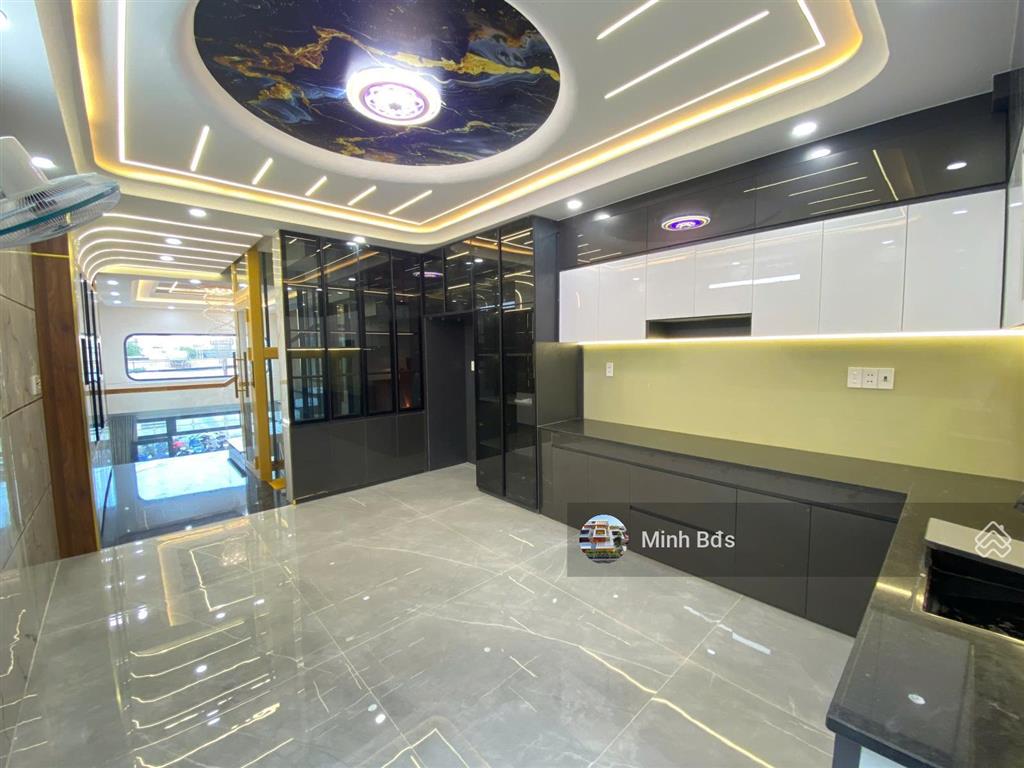 Nhà mặt tiền đường nhựa 10m hương lộ 2 đúc 5 tấm, có thang máy 4x16m full nội thất giáp q. tân phú