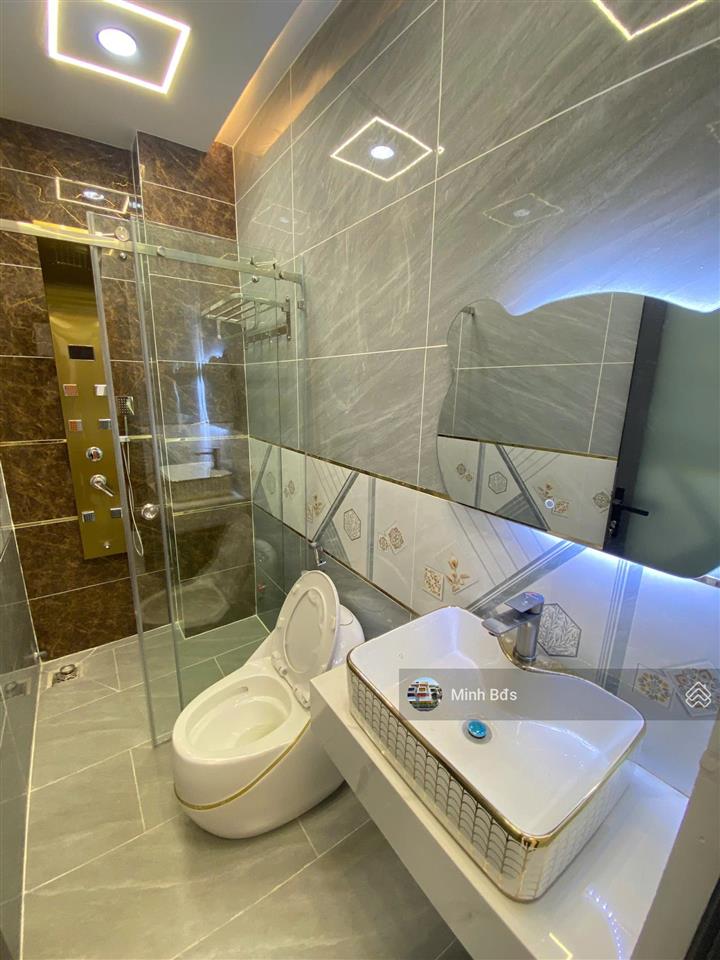 Nhà mặt tiền đường nhựa 10m hương lộ 2 đúc 5 tấm, có thang máy 4x16m full nội thất giáp q. tân phú