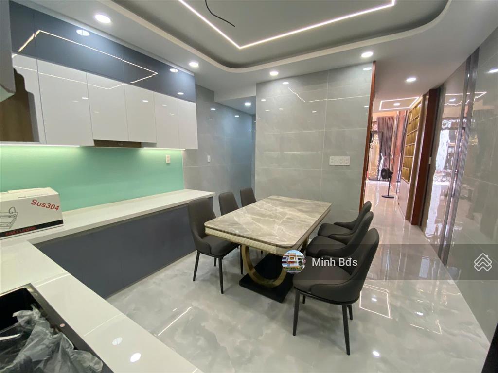 Nhà mới có thang máy full nội thất 4x16m 5 tầng, hẻm đẹp 8m đường gò xoài thông qua tân kỳ tân quý