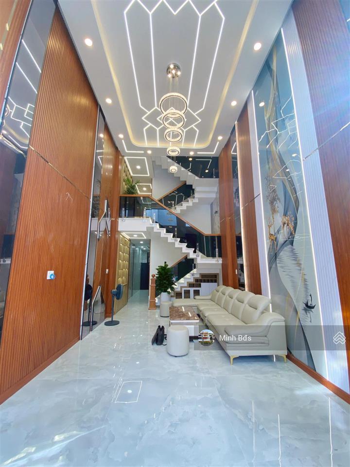 Nhà mới có thang máy full nội thất 4x16m 5 tầng, hẻm đẹp 8m đường gò xoài thông qua tân kỳ tân quý