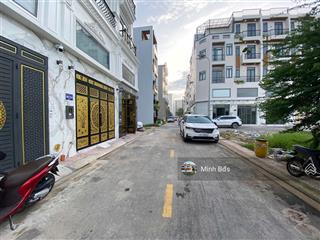 Nhà mới 4,5 tấm, 4x14m đường nhựa 8m khu tái định cư đường số 1 gần chợ trường học cấp 1,2,3