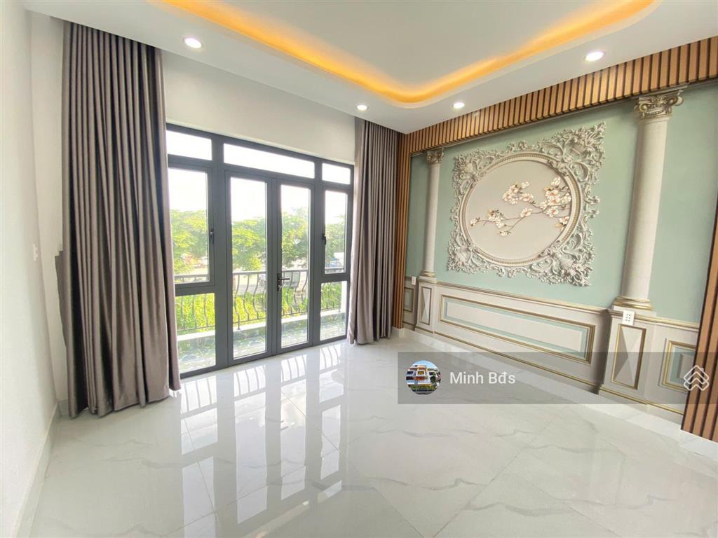 Nhà mới 4,5 tấm, 4x14m đường nhựa 8m thông thoáng đồng bộ cao cấp khu tái định cư