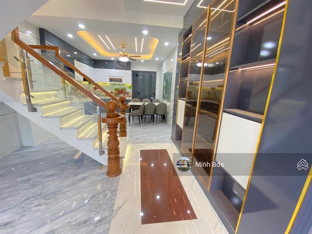 Nhà mới 4,5 tấm, 4x14m đường nhựa 8m thông thoáng đồng bộ cao cấp khu tái định cư