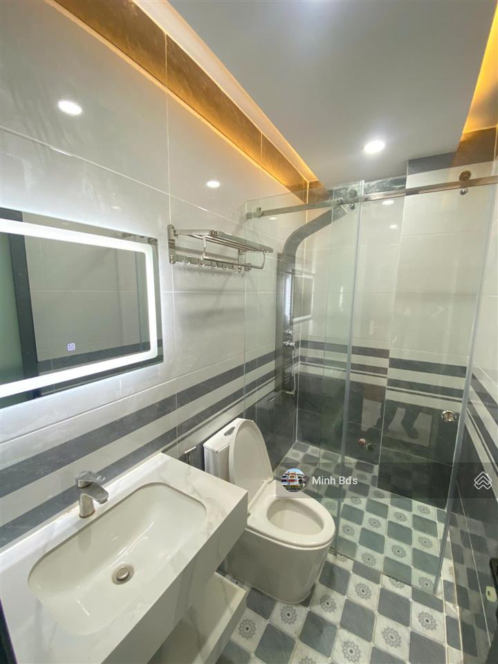 Nhà mới 4,5 tấm, 4x14m đường nhựa 8m thông thoáng khu tái định cư, tiện ích đầy đủ chỉ 5 phút