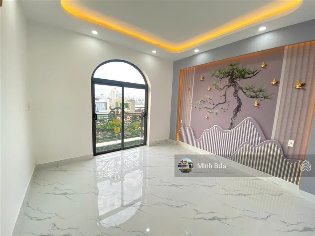 Nhà mới 4,5 tấm, 4x14m đường nhựa 8m thông thoáng khu tái định cư, tiện ích đầy đủ chỉ 5 phút