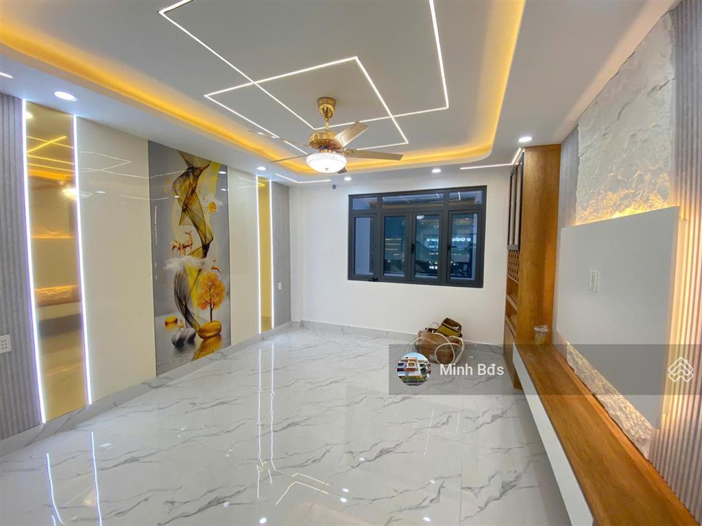Nhà mới 4,5 tấm, 4x14m đường nhựa 8m thông thoáng khu tái định cư, tiện ích đầy đủ chỉ 5 phút