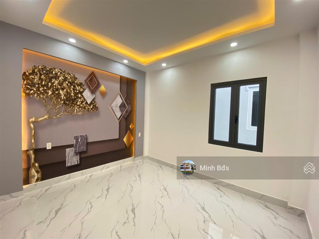 Nhà mới 4,5 tấm, 4x14m đường nhựa 8m thông thoáng khu tái định cư, tiện ích đầy đủ chỉ 5 phút