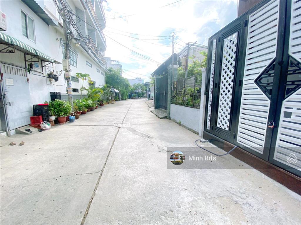 Bán căn nhà mới siêu đẹp, 4x14m đúc 5tấm, hẻm nhựa đẹp 8m, 1 sẹc đường lê văn quới, giáp q. tân phú