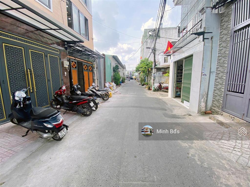 Nhà mới full nội thất siêu đẹp 4x16m đúc 5 tấm hẻm nhựa thông 8m đường hương lộ 2, giáp q. tân phú