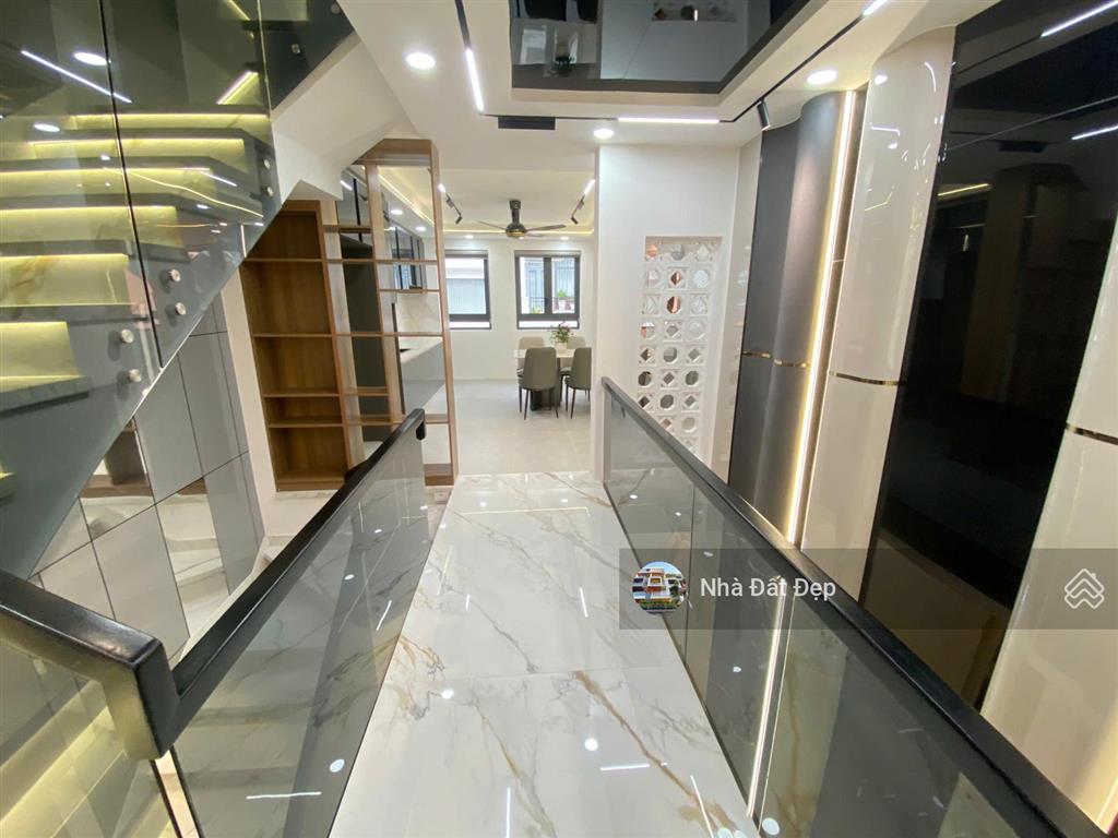 Nhà mới khu đồng bộ cao cấp 5 tấm, 4x16m, đường nhựa 8m hương lộ 2 giáp bờ kênh tham lương