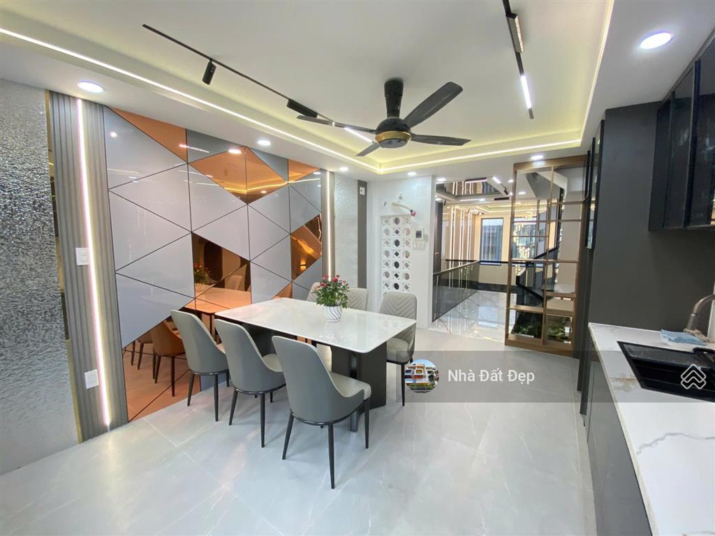 Nhà mới khu đồng bộ cao cấp 5 tấm, 4x16m, đường nhựa 8m hương lộ 2 giáp bờ kênh tham lương