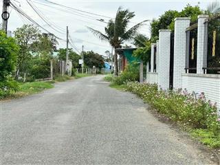 Bán lô đất 290m2 full thổ cư, đường xe tải quay đầu. giá 2 tỷ 899.  0774 097 ***