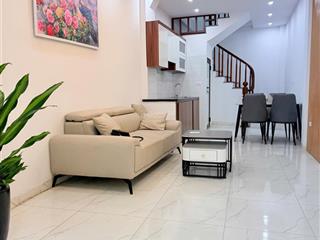 Nam dư vĩnh hưng nhà mới lô góc ô tô đổ cổng sân trước nhà rộng 3m nhà hướng đông đón sinh khí