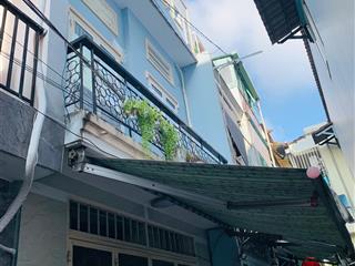 Nhà bán thống nhất, 20 m2, hẻm ba gác thông, 3 pn, 2 tầng, trung tâm sầm uất, chỉ 2,7 tỷ