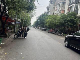 E cần thanh lý mảnh đất 433 m tại tây tựu giá 64t m2 otto tránh