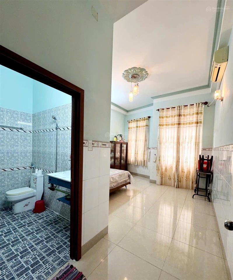 Nhà đẹp phạm văn chiêu p14 gò vấp hẻm xe hơi chỉ 6,15 tỷ tl, 1 trệt 2 lầu sân thượng