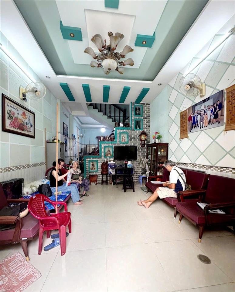 Nhà đẹp phạm văn chiêu p14 gò vấp hẻm xe hơi chỉ 6,15 tỷ tl, 1 trệt 2 lầu sân thượng