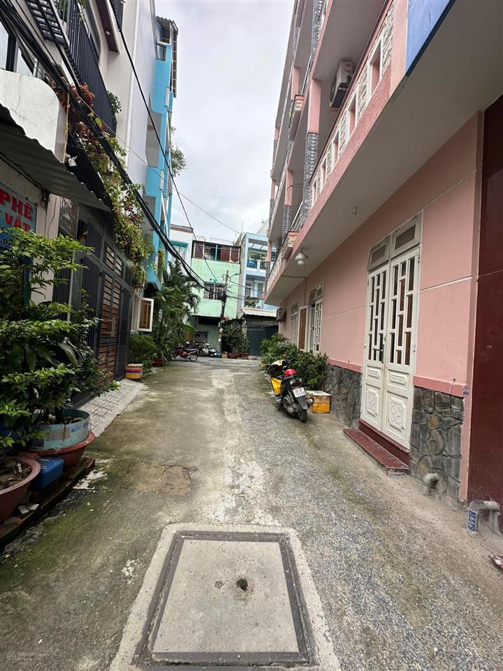 Nhà đẹp phạm văn chiêu p14 gò vấp hẻm xe hơi chỉ 6,15 tỷ tl, 1 trệt 2 lầu sân thượng