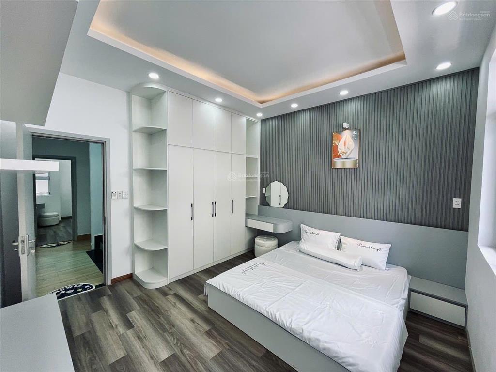 Gấp bán nhà đẹp hẻm xe hơi, lê đức thọ giá chỉ 5,65 tỷ tl 1 trệt 2 lầu,