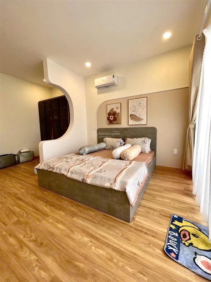 Nhà hẻm xe hơi lê đức thọ p13, chỉ 5.4 tỷ tl 1 trệt 1 lầu, 3pn, full nội thất, có phòng ngủ trệt