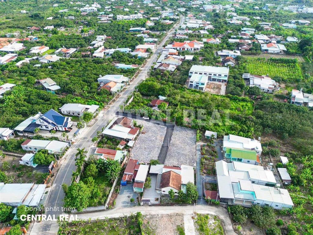 Bán 6 lô đất mặt tiền hương lộ 09 đường lớn cực đẹp 5,7x24m gần ngã tư bến cá  biên hoà  đồng nai