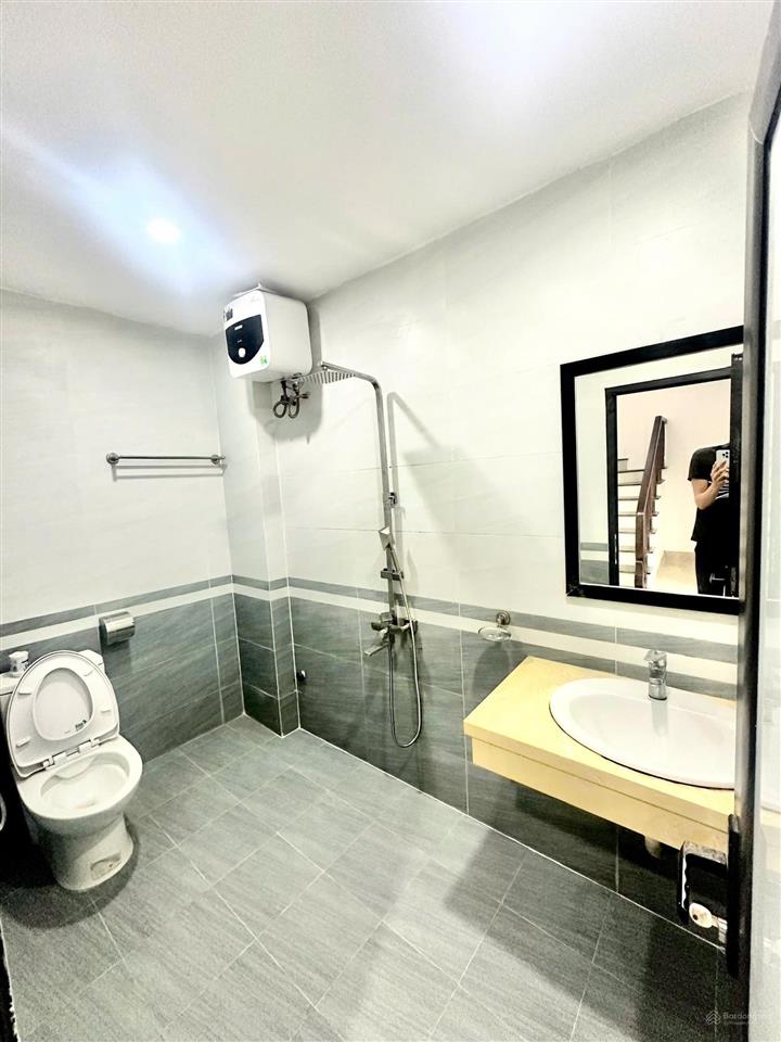 Bán nhanh căn nhà mới 100% ngay sau quận ủy bắc từ liêm, p. minh khai, hà nội