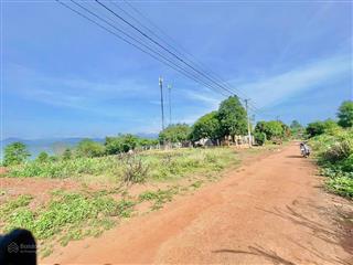 Đak smar  kbang  gia lai  lô đất đẹp với diện tích 1400m2 (20*70) 20m ngang bám bê tông 400m2 tc