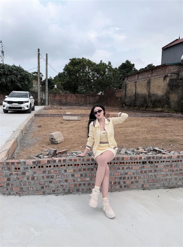 Bán nhanh trong tuần 100m2 tại vụ bản minh trí sóc sơn. lô góc hai mặt tiền đường