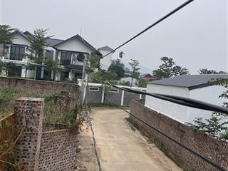 Bán 600m2 đất tặng kèm nhà có sẵn