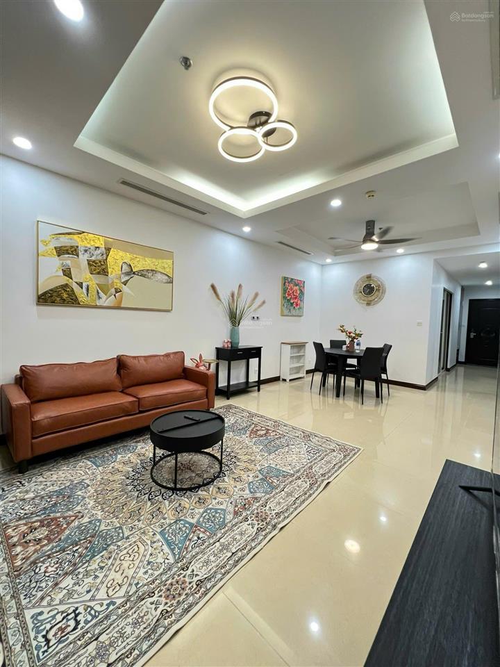 Căn 2 phòng ngủ cho thuê 16 triệu/tháng royal city nội thất đẹp, mới hoàn thiện.  0985 676 ***