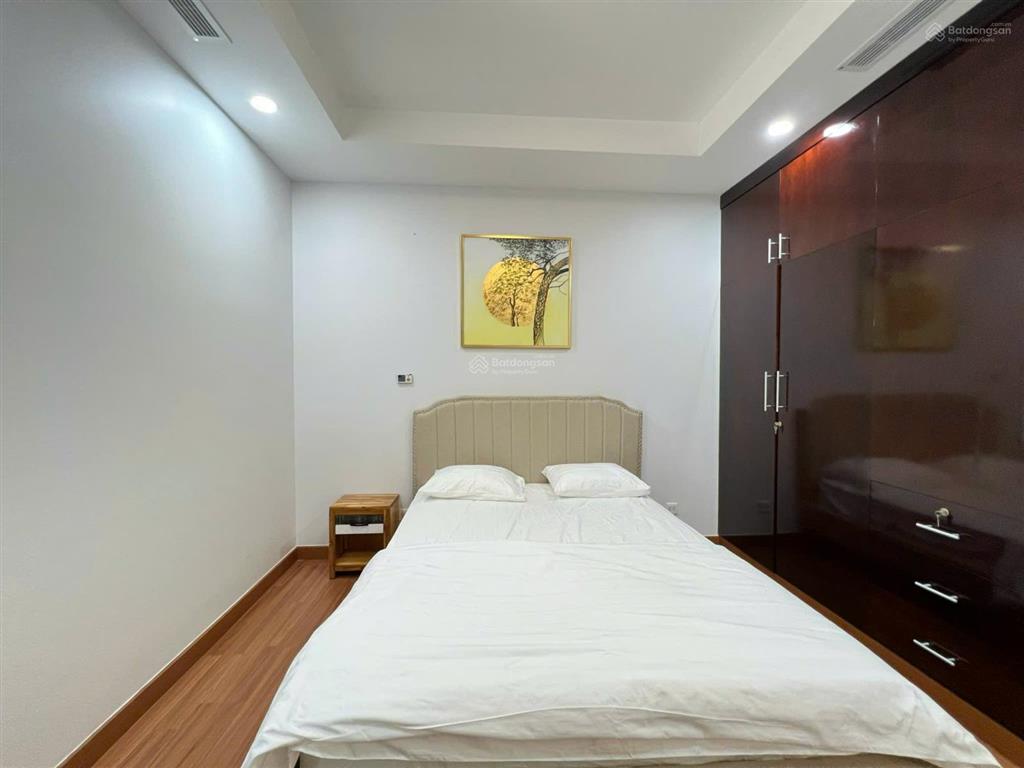 Căn 2 phòng ngủ cho thuê 16 triệu/tháng royal city nội thất đẹp, mới hoàn thiện.  0985 676 ***