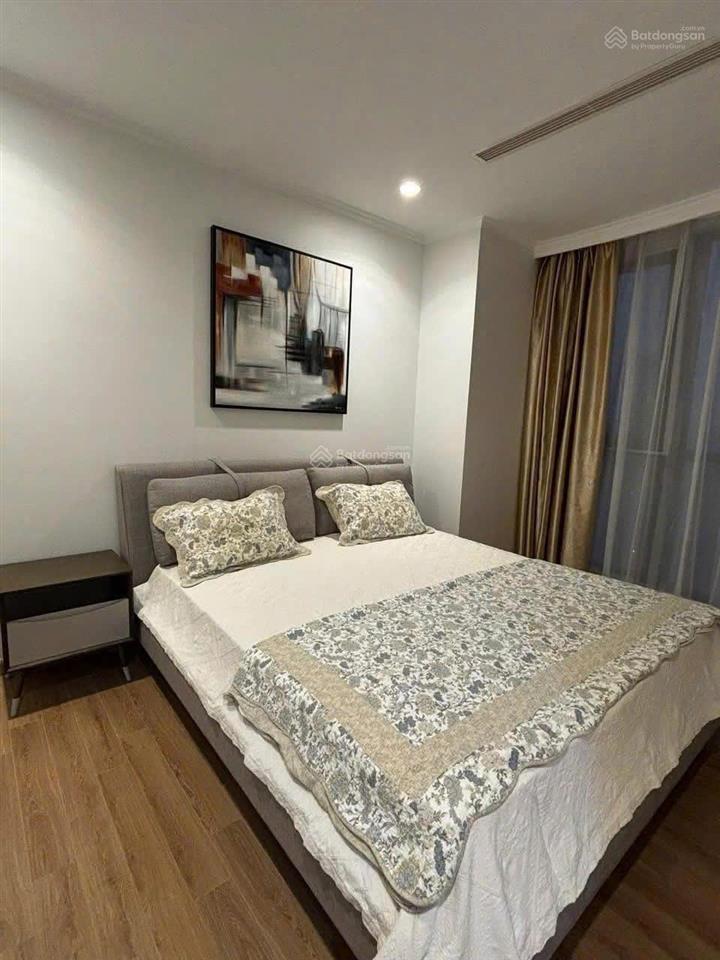 Cho thuê căn 3 phòng ngủ 20 triệu/tháng royal city đầy đủ nội thất nhà đẹp sạch sẽ,  0985 676 ***