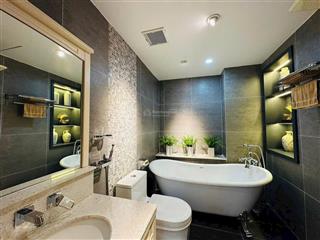 Chủ bán gấp đi định cư canada royal city 11,2 tỷ