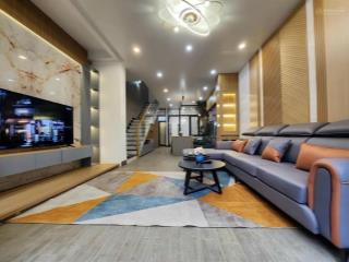 Hàng đẹp giá rẻ anh chị ơi! nhà 1 trệt 2 lầu, 3pn, 67m2 ngay mt nguyễn đình chiểu, q3, giá 2.86 tỷ