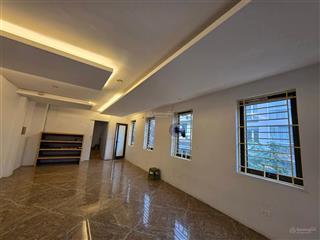 Thuốc bắc hàng vải hoàn kiếm hà nội lô góc 2 mặt phố  dt 37/99t2x6tầngx mt 9m thang máy kinh doanh