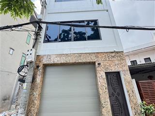Chính chủ bán nhà dân xây phố hoa lâm, 42m2, 5 tầng, trước nhà ô tô tránh, nhỉnh 10 tỷ
