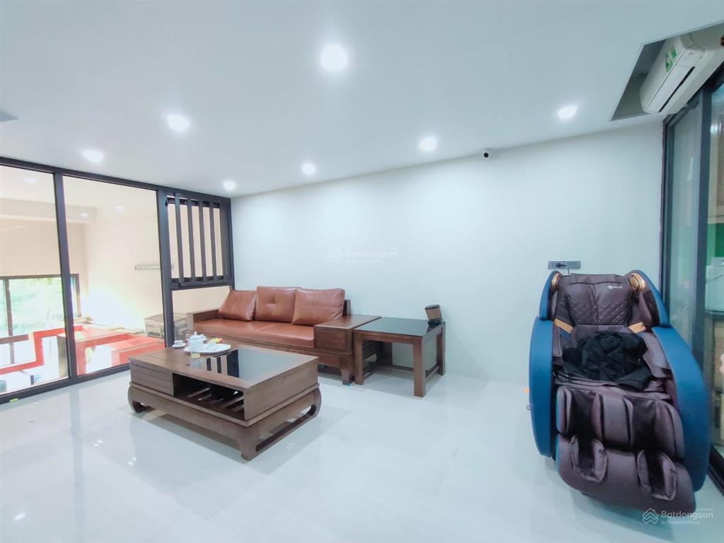 Bán nhà mặt phố nam đuống 80m2 5 tầng mặt tiền 5.5m 21 tỷ, gara ô tô, kinh doanh, thang máy