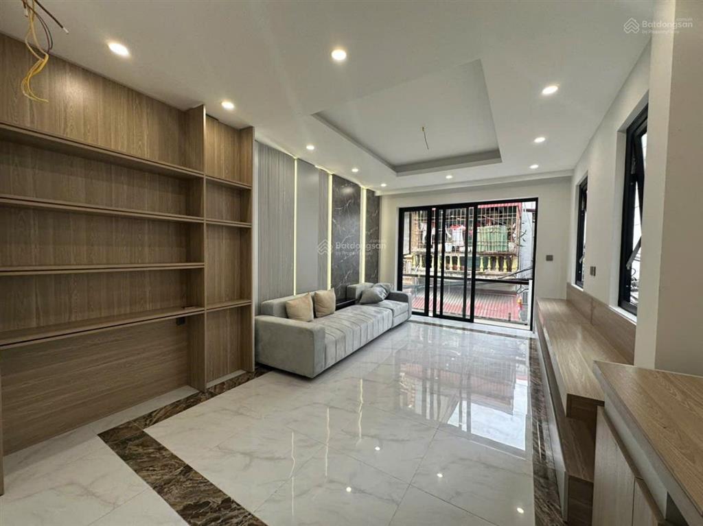 Bán nhà phố chu huy mân, 62m2 5 tầng mt4m 13 tỷ, lô góc, ô tô tránh, gần bigc