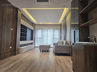Phố ngọc thụy nhà đẹp long lanh, 7 tầng  11 tỷ hơn, thang máy, ô tô vào nhà, gần cầu chương dương
