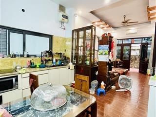 Bán nhà phố trung tâm phố nguyễn sơn 80m2  4 tầng  lô góc 3 thoáng, mặt tiền đẹp, ô tô tránh