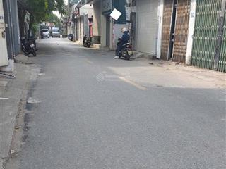 Bán đất phố bắc cầu 3, ngọc thụy, 50m², 5 tỷ, tặng gpxd 3t  1 tum, sổ đẹp như tờ a4, ô tô