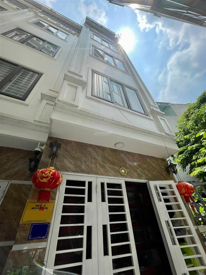 Võng thị thụy khuê 35m² căn góc 2 mặt thoáng 50m ra mặt hồ tây !