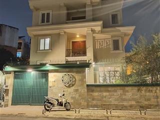 Giá nét130 tỷ. siêu biệt thự mặt tiền p. đa kao quận 1  dt 239m2  lô góc 3 mặt k lỗi phong thủy