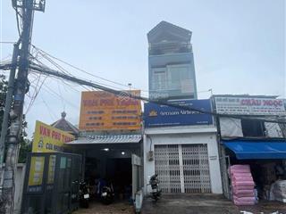 Bán gấp chỉ 9,9 tỷ. mtkd đỉnh thoại ngọc hầu 2 tầng. dt 4,2x28m. cho thuê 20 tr/th. mua là lời