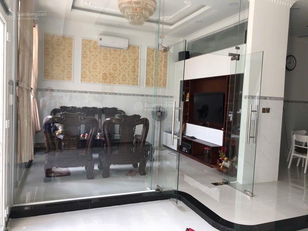 Bán gấp 7,6ty(tl).villa cực đẹp lê văn quới. 4 tầng. dt 8,3 x 12.tăng nt cao cấp. ôtô ngủ nhà