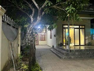 Bán nhà diện tích khủng full thổ, hưng long, bình chánh  xe hơi ngủ trong nhà, 9.5x50m, giá 9,x tỷ