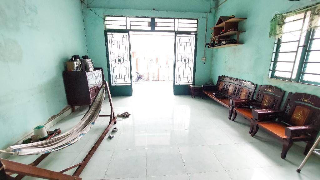 Chủ bán gấp nhà cấp 4, xã tân quý tây, ngang 8x20m, giá 2.8 tỷ