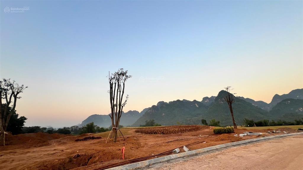 Chỉ 60 phút từ hà nội dòng tiền 120 triệu/tháng! sổ đỏ lâu dài một trong rất ít dự án nghỉ dưỡng t