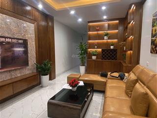 Hàng hot! bán nhà nguyễn khánh toàn, ngõ nông, gần oto, 6tầng thang máy 45m2 giá 8.5 tỷ